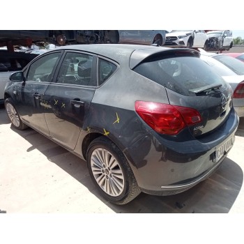 opel astra j lim. del año 2014