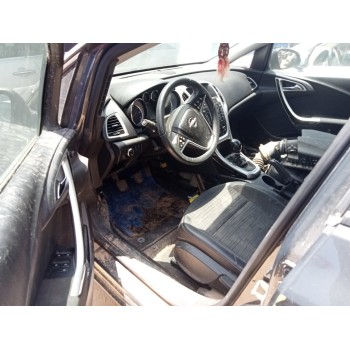 opel astra j lim. del año 2014