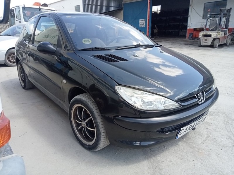 PEUGEOT 206 BERLINA