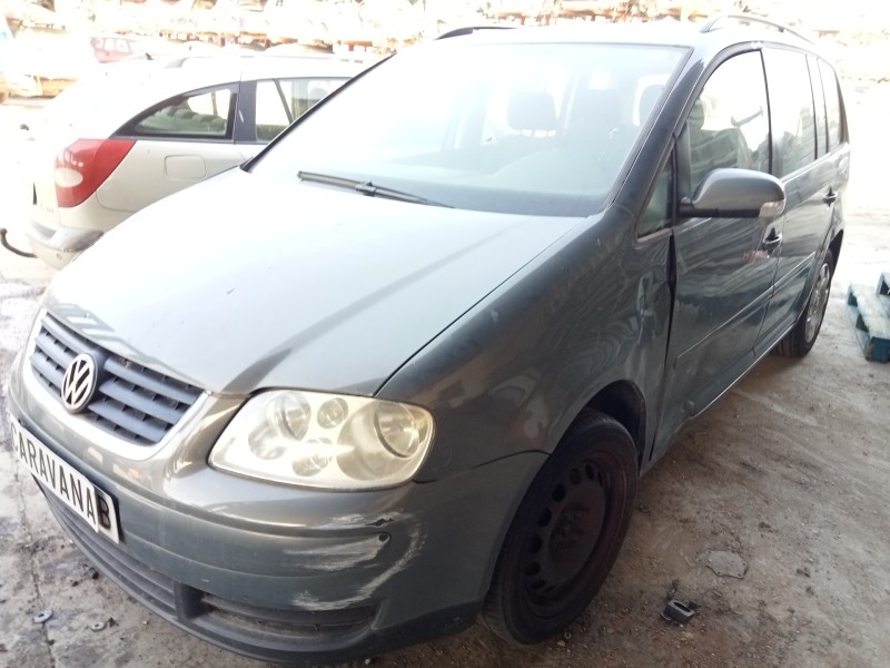 VOLKSWAGEN TOURAN (1T1)