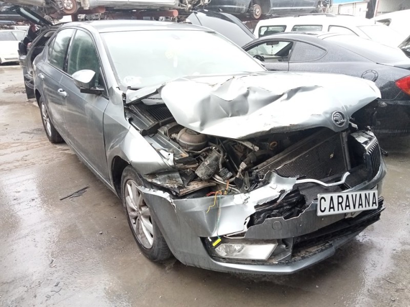 skoda octavia lim. (5e3) del año 2013