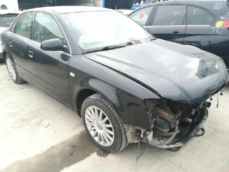 AUDI A4 BERLINA (8E)