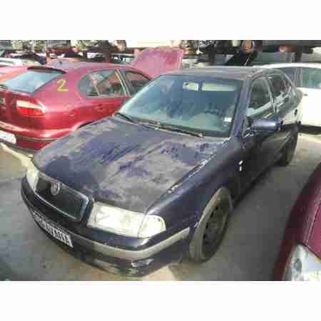 SKODA OCTAVIA BERLINA (1U2)