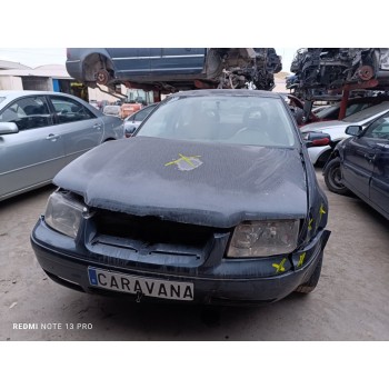 volkswagen bora berlina (1j2) del año 2000