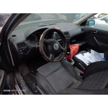 volkswagen bora berlina (1j2) del año 2000