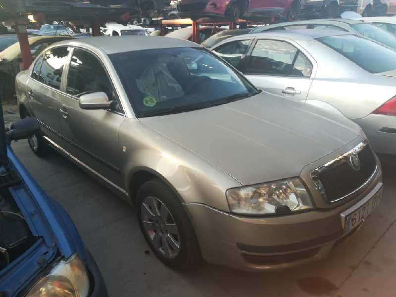 SKODA SUPERB (3U4)