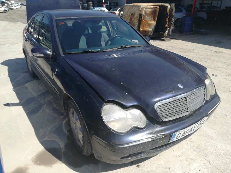 MERCEDES-BENZ CLASE C (W203) BERLINA