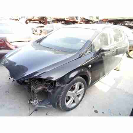 SEAT LEON (1P1)