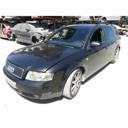 AUDI A4 AVANT (8E)