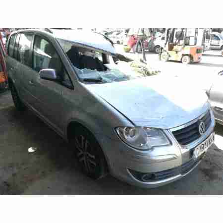 VOLKSWAGEN TOURAN (1T2)