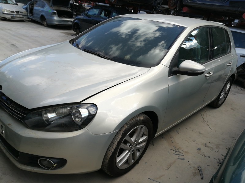 VOLKSWAGEN GOLF VI (5K1)