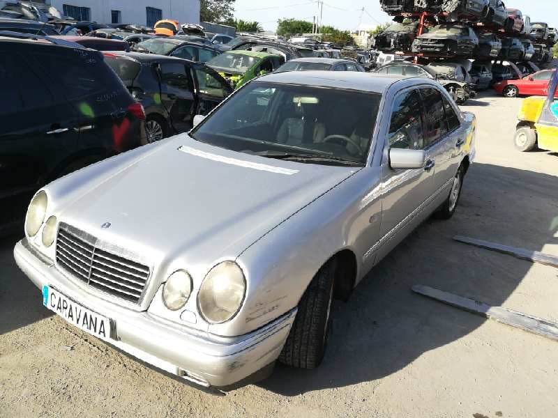 MERCEDES-BENZ CLASE E (W210) BERLINA DIESEL