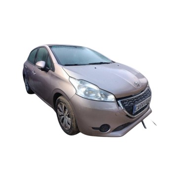 peugeot 208 del año 2012