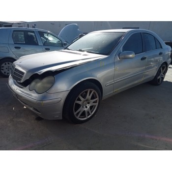 mercedes-benz clase c (w203) berlina del año 2006