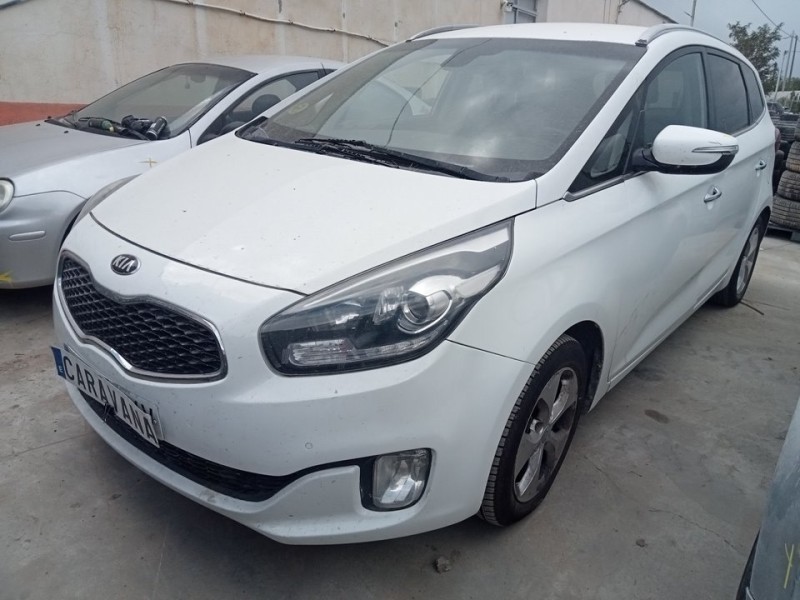 kia carens ( ) del año 2014