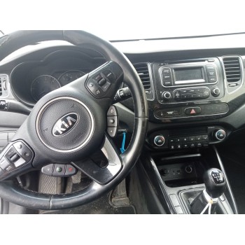 kia carens ( ) del año 2014