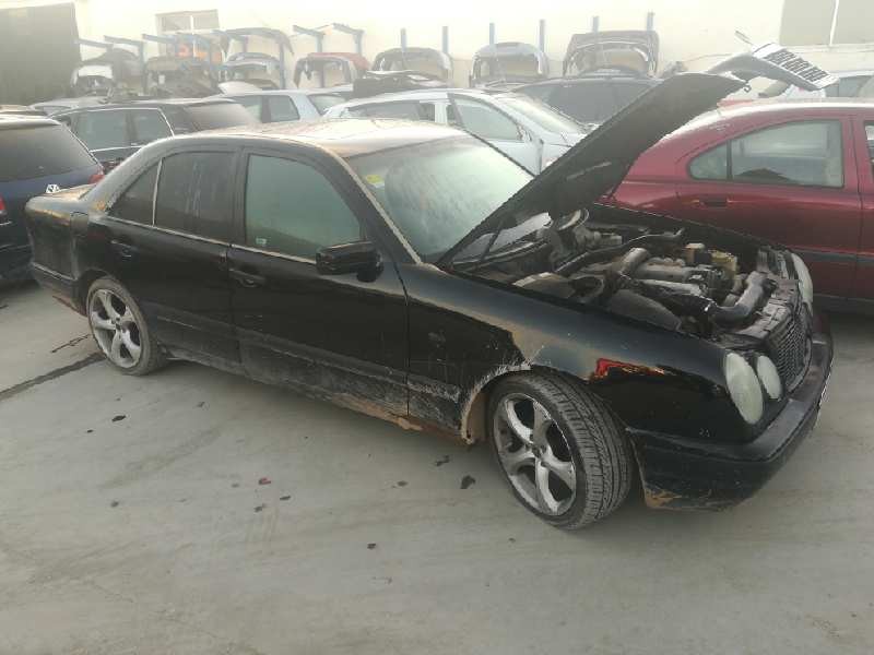 MERCEDES-BENZ CLASE E (W210) BERLINA DIESEL