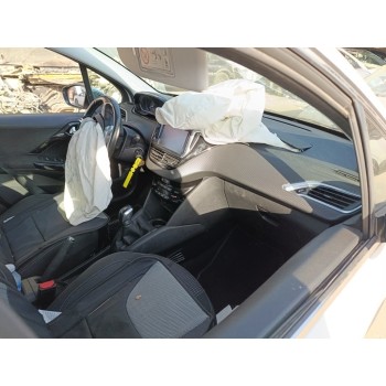 peugeot 208 del año 2017