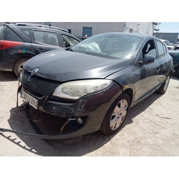 renault megane iii berlina 5 p del año 2012