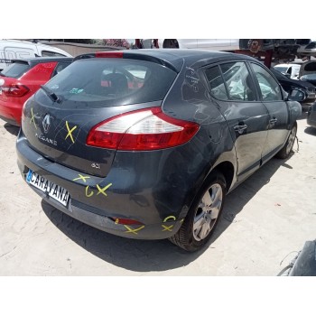 renault megane iii berlina 5 p del año 2012