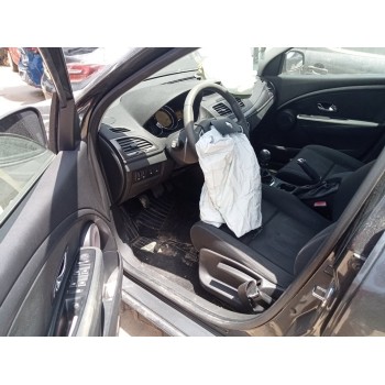 renault megane iii berlina 5 p del año 2012