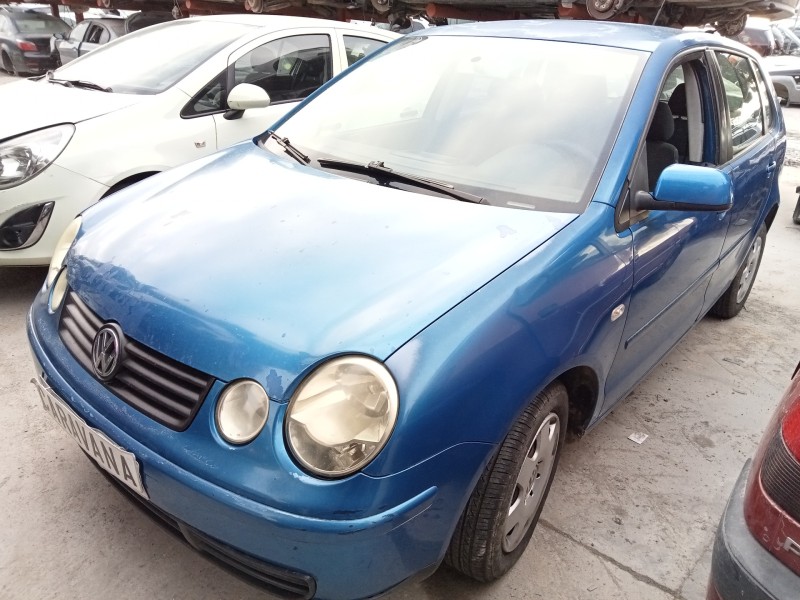 VOLKSWAGEN POLO (9N1)