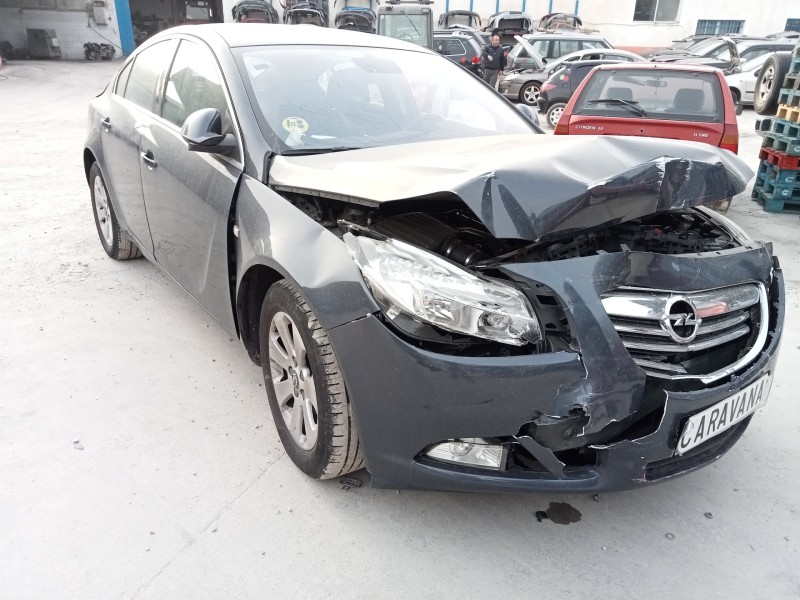 OPEL INSIGNIA BERLINA