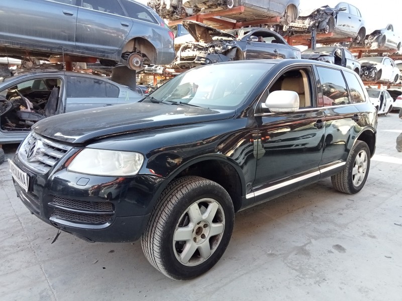 VOLKSWAGEN TOUAREG (7LA)