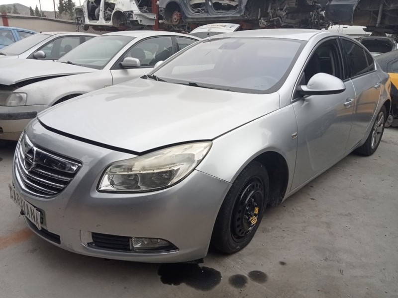 OPEL INSIGNIA BERLINA
