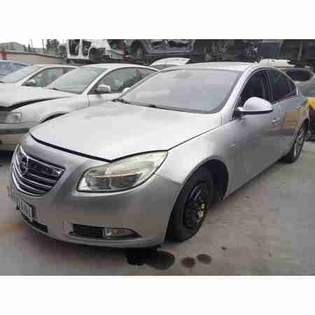 OPEL INSIGNIA BERLINA
