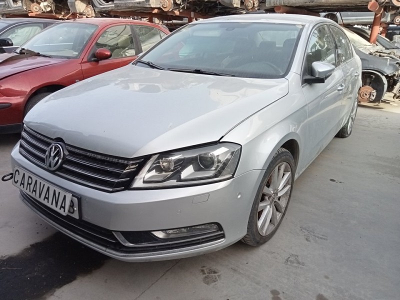 VOLKSWAGEN PASSAT LIM. (362)