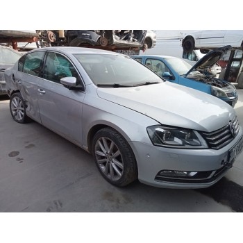 volkswagen passat lim. (362) del año 2012