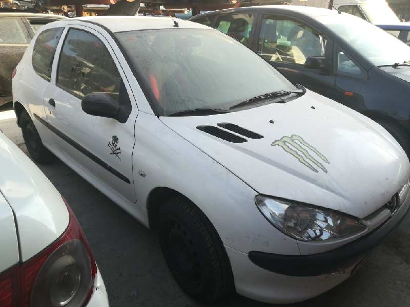 PEUGEOT 206 BERLINA
