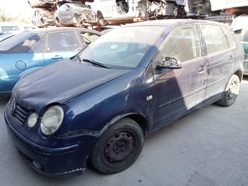 VOLKSWAGEN POLO (9N1)