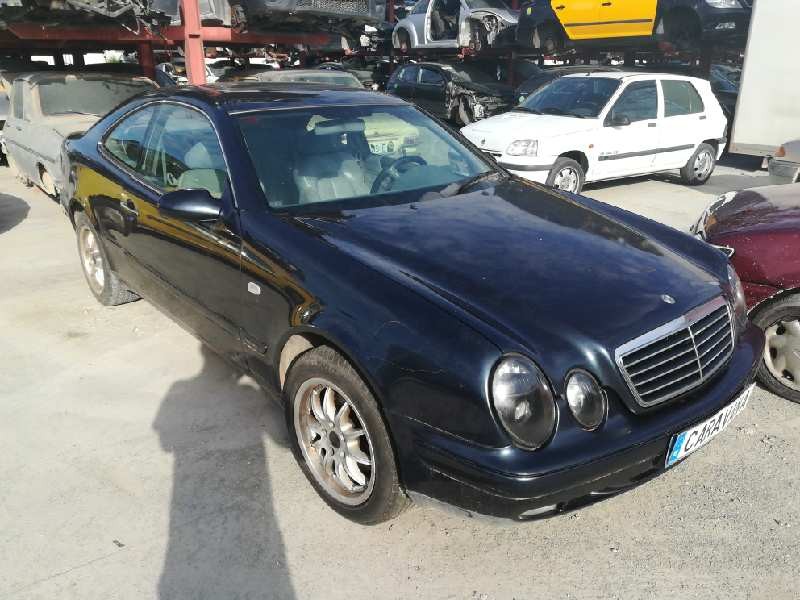 MERCEDES-BENZ CLASE CLK (W208) COUPE