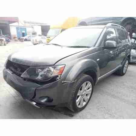 MITSUBISHI OUTLANDER (CW0)