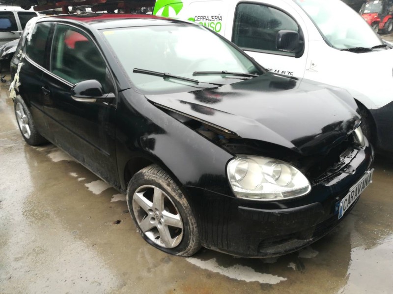 VOLKSWAGEN GOLF V BERLINA (1K1)