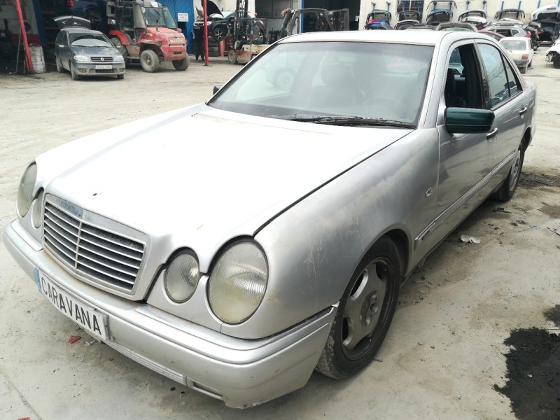 MERCEDES-BENZ CLASE E (W210) BERLINA DIESEL