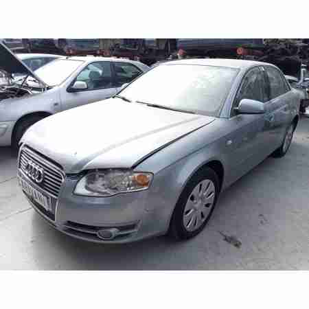 AUDI A4 BERLINA (8E)