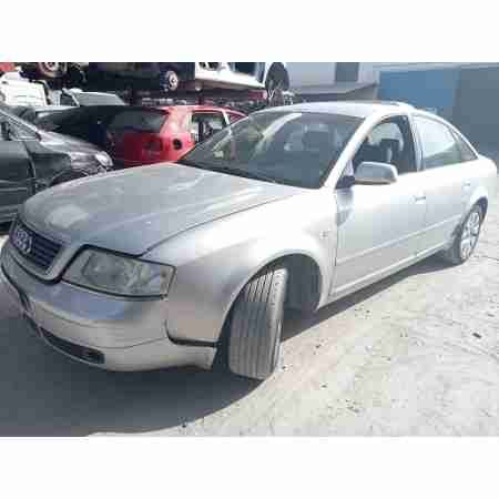 AUDI A6 BERLINA (4B2)
