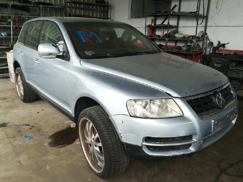 VOLKSWAGEN TOUAREG (7LA)