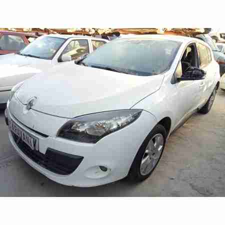 RENAULT MEGANE III BERLINA 5 P