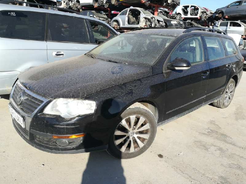 VOLKSWAGEN PASSAT BERLINA (3C2)