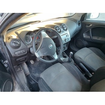 alfa romeo mito (145) del año 2010