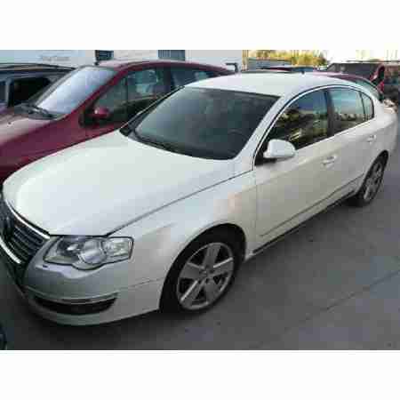 VOLKSWAGEN PASSAT BERLINA (3C2)