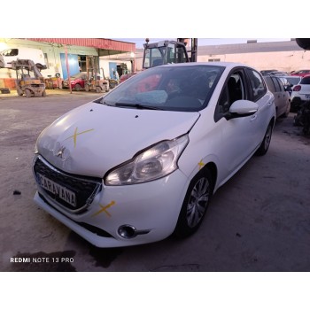 peugeot 208 del año 2012