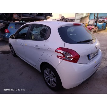 peugeot 208 del año 2012