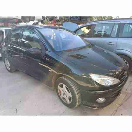 PEUGEOT 206 BERLINA