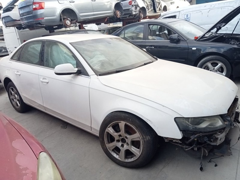 AUDI A4 BER. (B8)