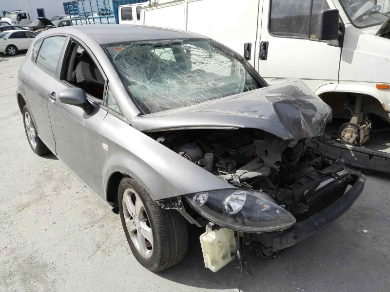 SEAT LEON (1P1)